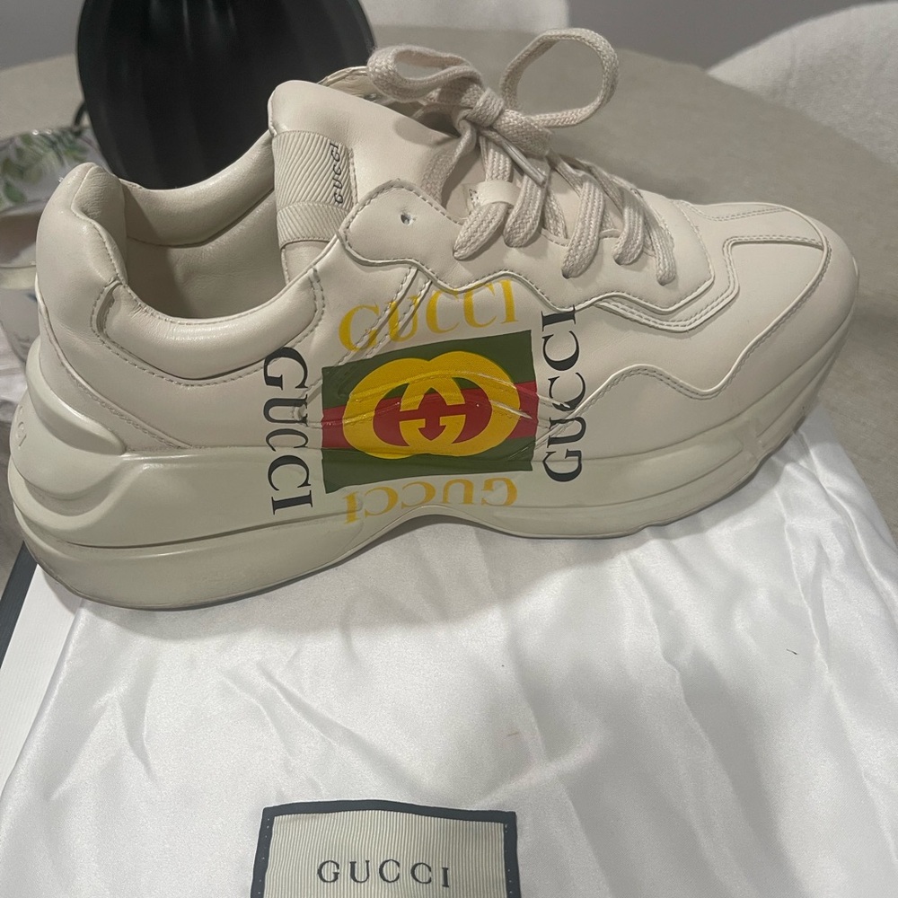 Gucci Rhyton Leather Sneaker